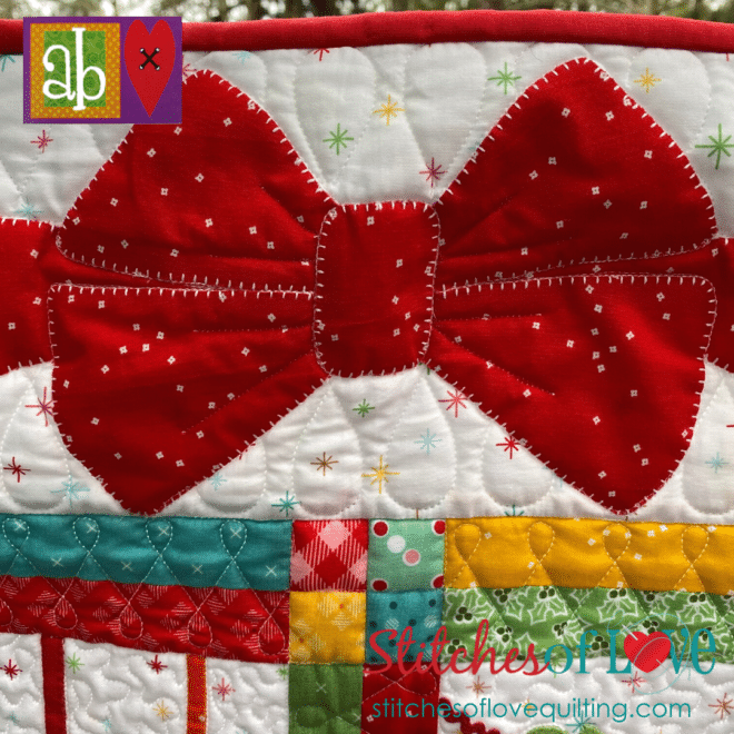Christmas Lane Block of the Month Bow